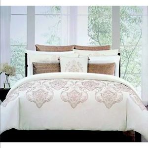 Tahari Paisley Medallion Grey Silver Embroidered F/Queen Duvet Set 3